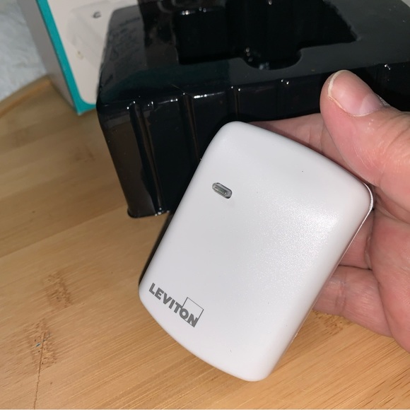 Leviton Plug-in Dimmer W/ Z-Wave Technology *uses Compatible Z-wave Controller - Picture 3 of 5